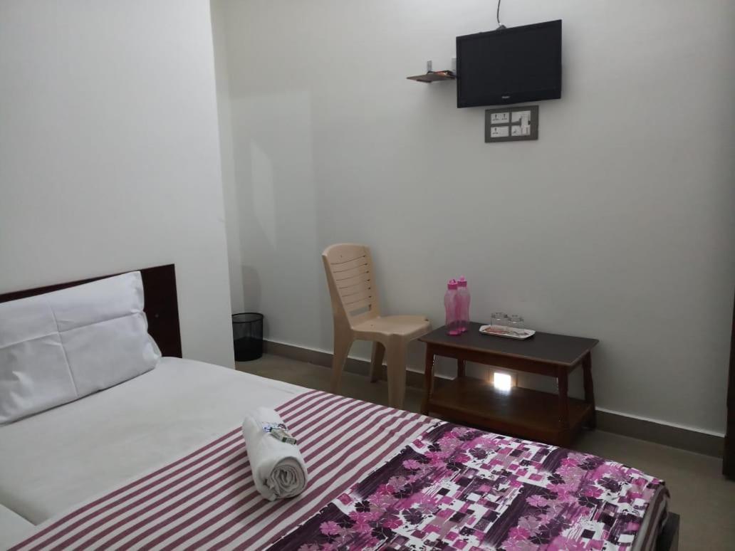 Sri Kousthubham Residency Tirupati Exterior foto